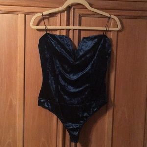 Fashionnova Velvet Blue Body Suit!